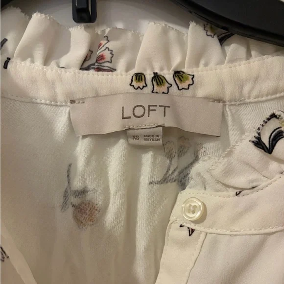 Loft Meadow Ruffle Mixed Media Blouse, Size XS, Regular - Picture 2 of 6